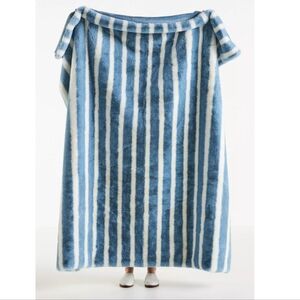 Anthropologie Sophie Faux Fur Throw Blanket Striped Ice Blue White